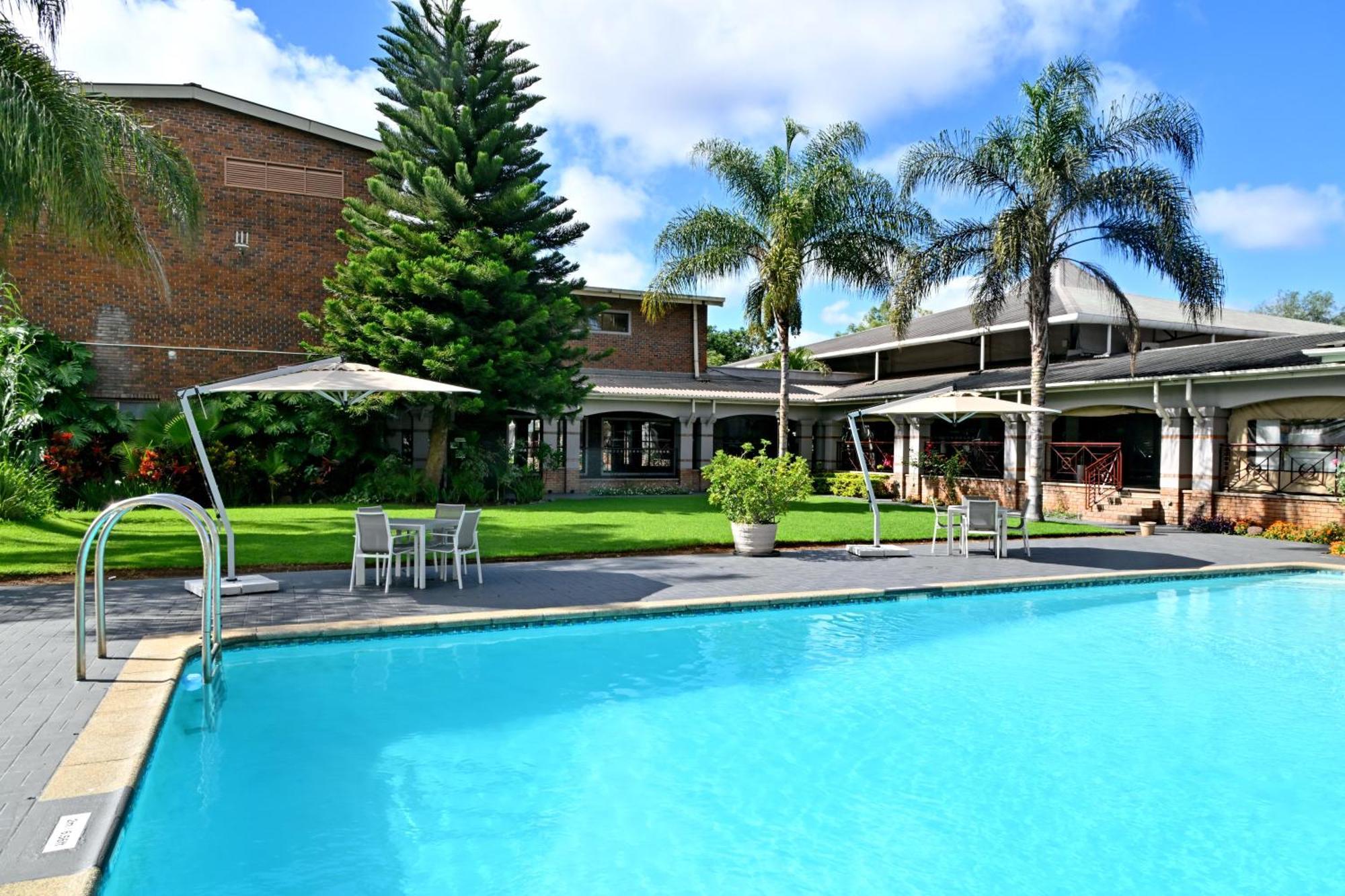 Holiday Inn - Bulawayo By Ihg Dış mekan fotoğraf
