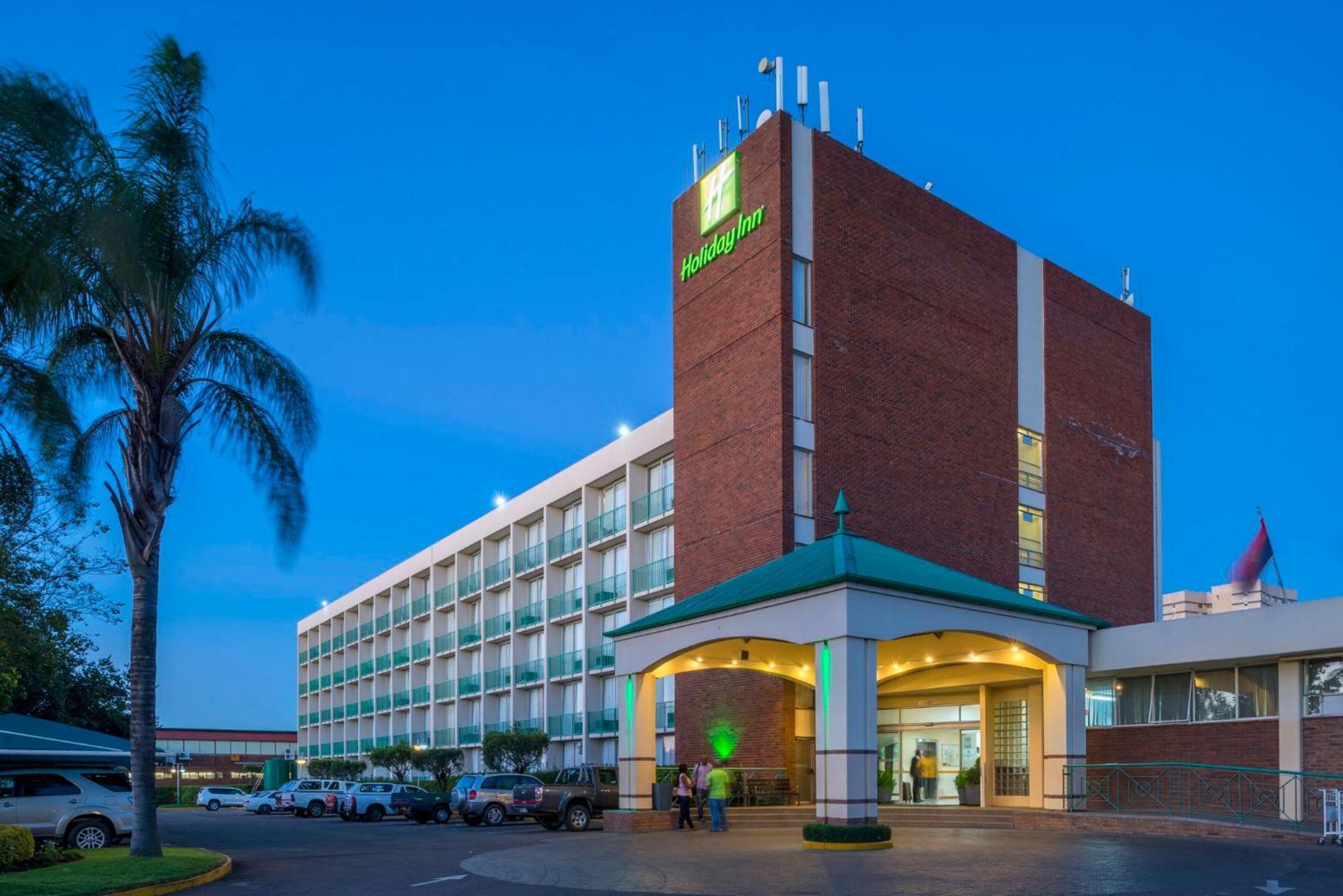 Holiday Inn - Bulawayo By Ihg Dış mekan fotoğraf